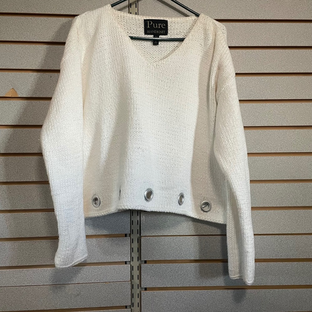 Pure Handknit Cream‎ V-Neck Sweater Eyelet Detail Cropped M/L